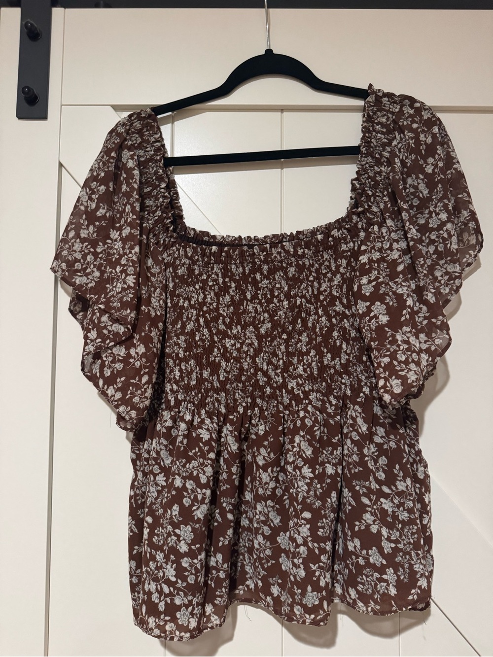 ARULA Brown Floral Smocked Peplum Blouse